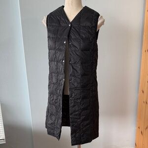Black Quilted Taion Vest medium